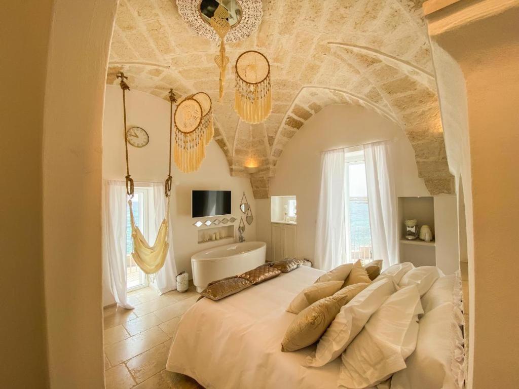 Apulia Charming Suites - Casa Rossa Suite Perla E Suite Corallo Savelletri Ngoại thất bức ảnh